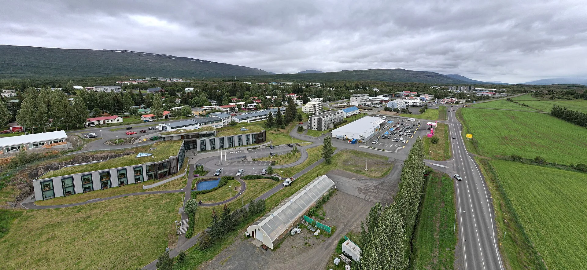 Vue aérienne d’Egilsstaðir, base pour visiter Vök Baths